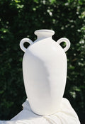 The Arlo Urn